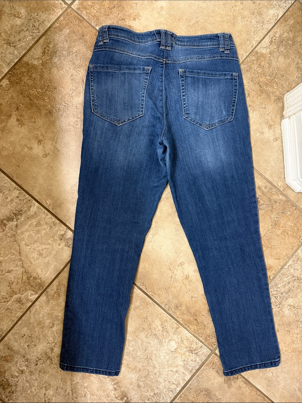 Democracy Straight Leg Mid-Rise Blue Denim Jeans - Picture 5 of 6